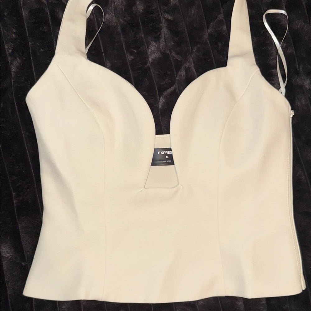 Express Halter Bra Wire Tailored Tank (ivory) Medium